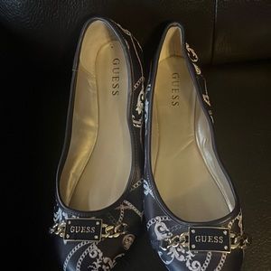 Guess flats size 10 great condition